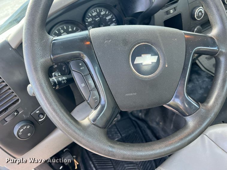 image for item NA9034 2007 Chevrolet Silverado 1500  pickup truck