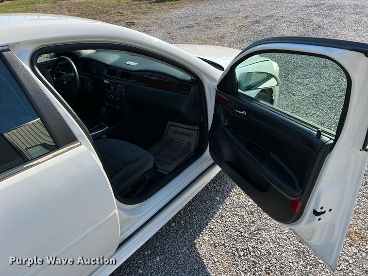 image for item NA9036 2009  Chevrolet Impala LS