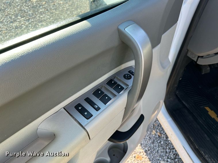 image for item NA9038 2013 Chevrolet Silverado  1500  Ext. Cab pickup truck