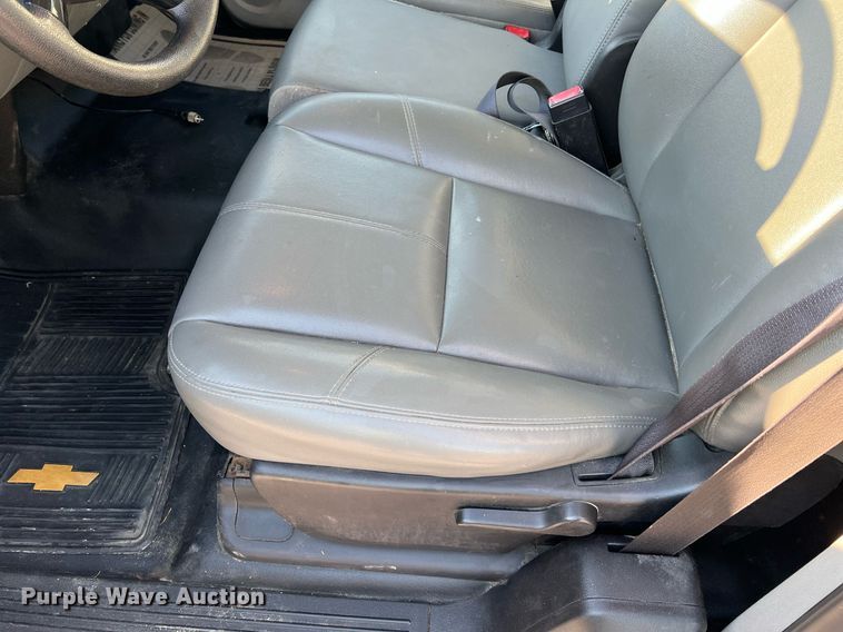 image for item NA9038 2013 Chevrolet Silverado  1500  Ext. Cab pickup truck