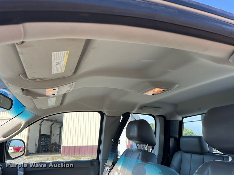 image for item NA9038 2013 Chevrolet Silverado  1500  Ext. Cab pickup truck