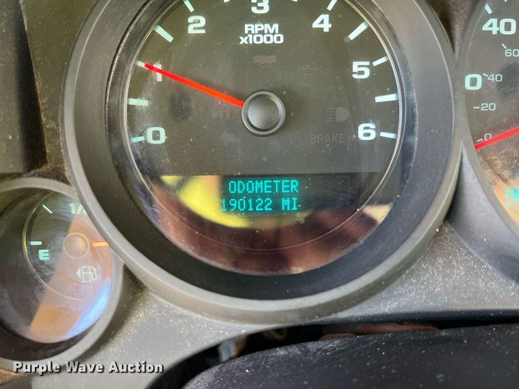 image for item NA9038 2013 Chevrolet Silverado  1500  Ext. Cab pickup truck