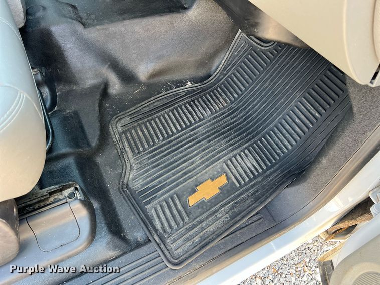 image for item NA9038 2013 Chevrolet Silverado  1500  Ext. Cab pickup truck