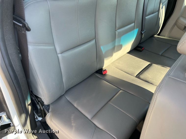 image for item NA9038 2013 Chevrolet Silverado  1500  Ext. Cab pickup truck