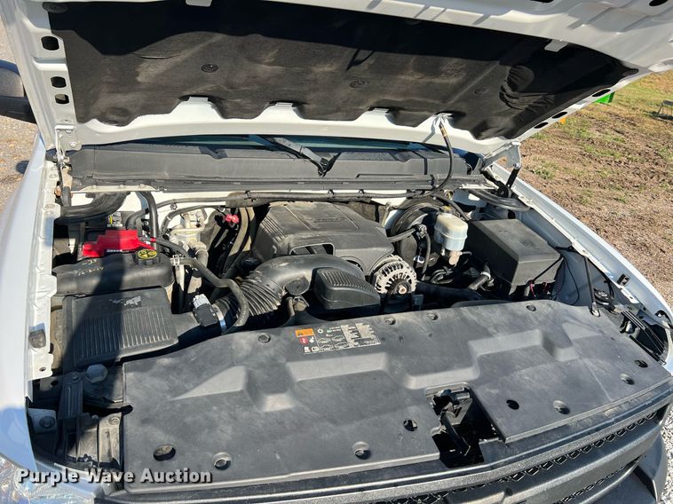 image for item NA9038 2013 Chevrolet Silverado  1500  Ext. Cab pickup truck