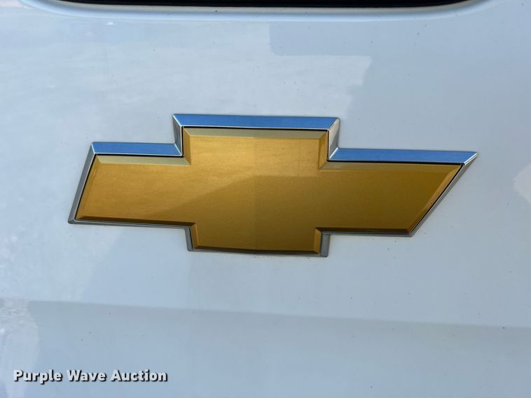 image for item NA9038 2013 Chevrolet Silverado  1500  Ext. Cab pickup truck