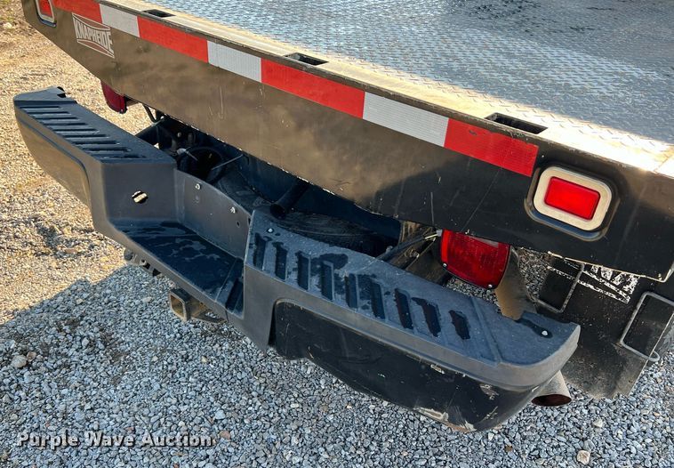 image for item NA9039 2015  Ford F250 Super Duty XL  flatbed pickup truck