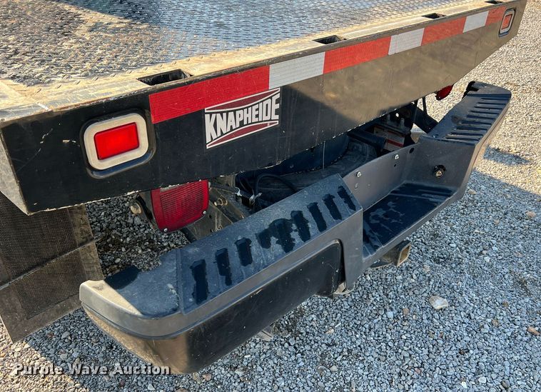 image for item NA9039 2015  Ford F250 Super Duty XL  flatbed pickup truck