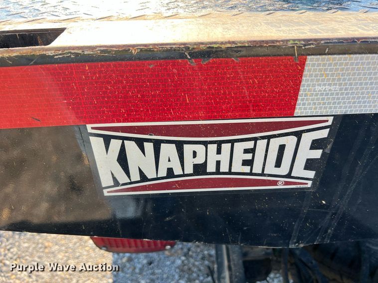 image for item NA9039 2015  Ford F250 Super Duty XL  flatbed pickup truck