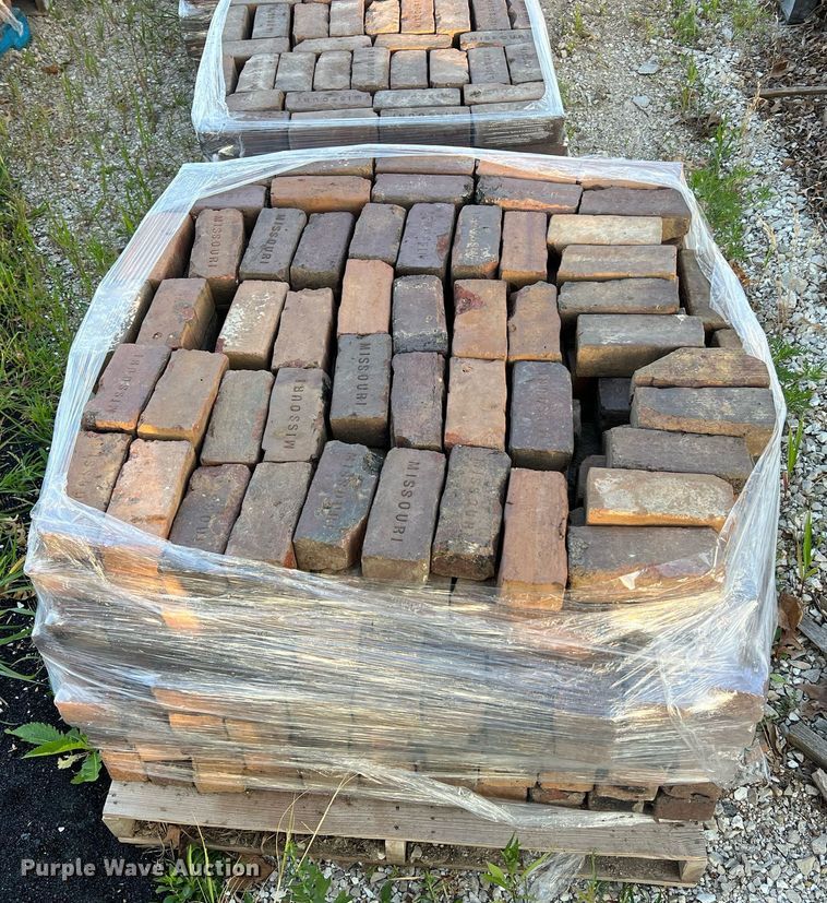 image for item NA9043 (7) pallets of bricks