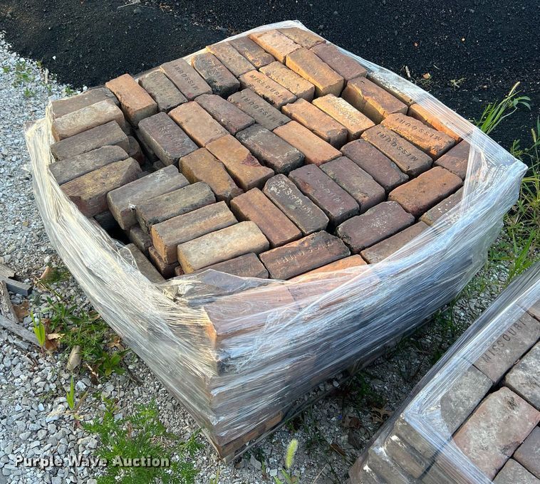 image for item NA9043 (7) pallets of bricks