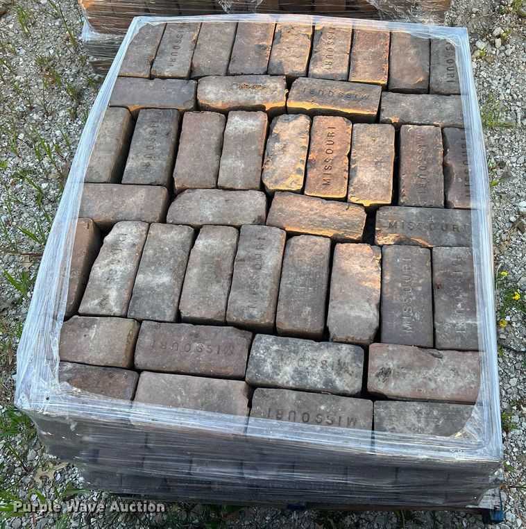 image for item NA9043 (7) pallets of bricks