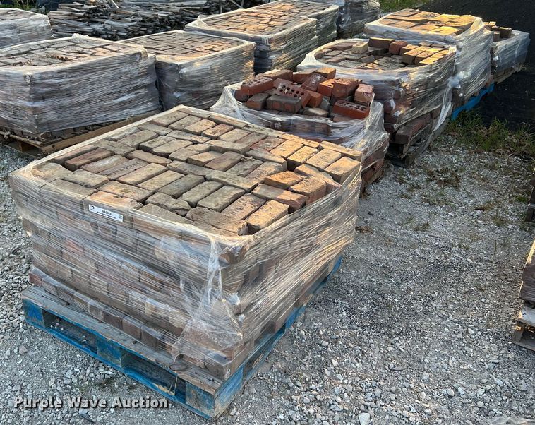 image for item NA9044 (5) pallets of bricks