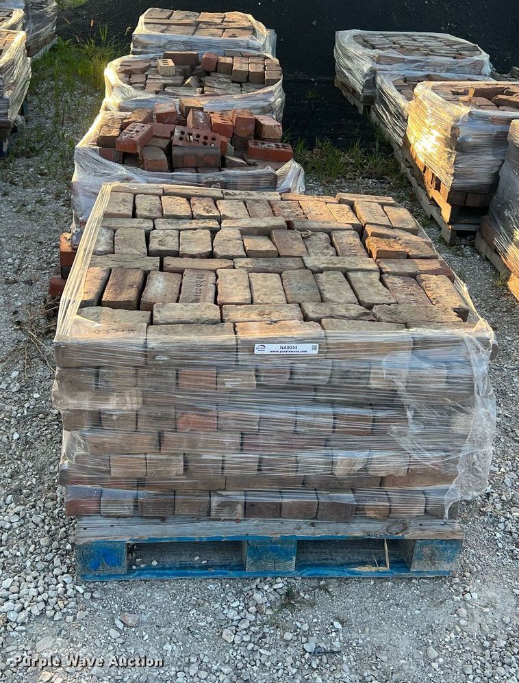 image for item NA9044 (5) pallets of bricks