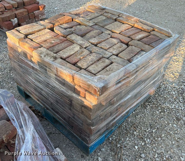 image for item NA9044 (5) pallets of bricks