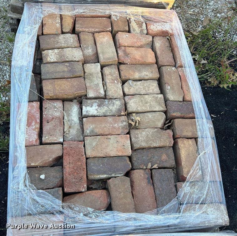 image for item NA9045 (5) pallets of bricks