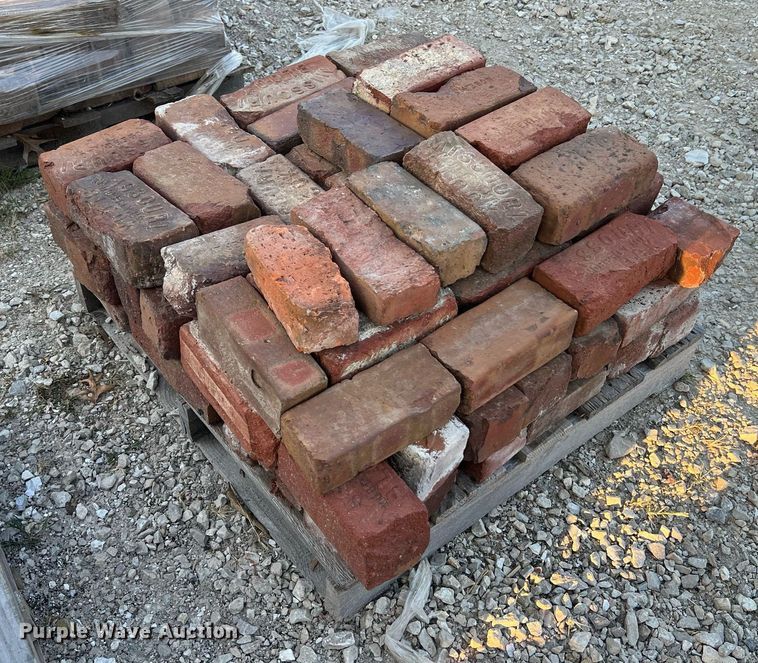 image for item NA9045 (5) pallets of bricks