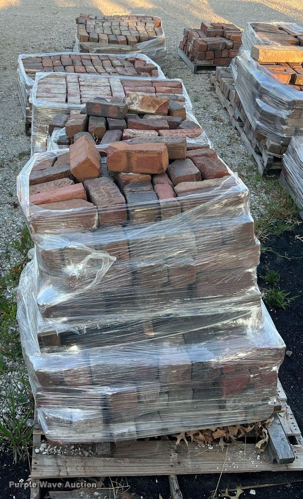 image for item NA9046 (5) pallets of bricks
