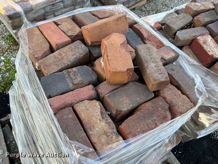 image for item NA9046 (5) pallets of bricks