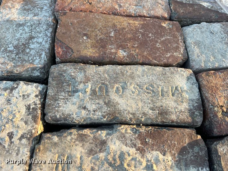 image for item NA9047 (5) pallets of bricks