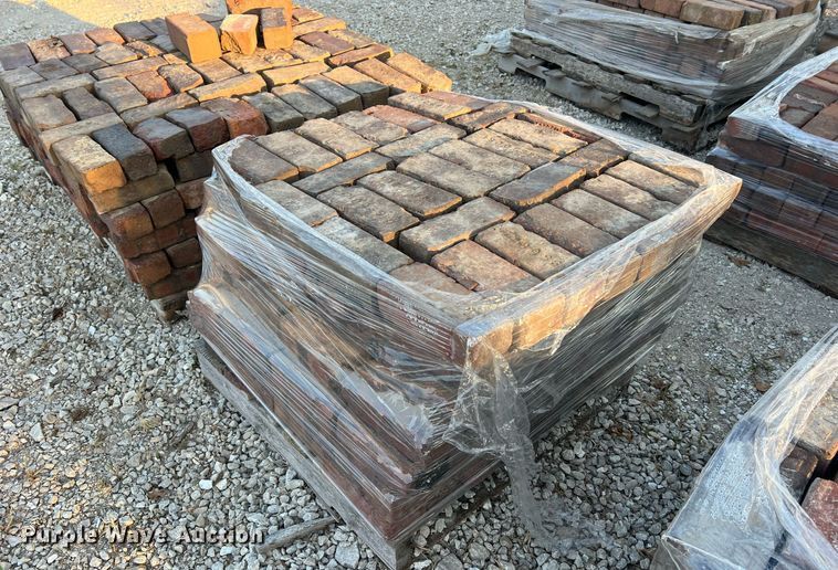 image for item NA9047 (5) pallets of bricks