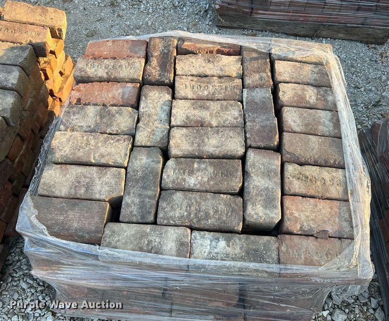 image for item NA9047 (5) pallets of bricks