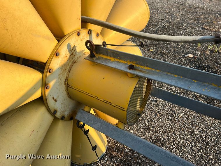 image for item NA9048 Federal Signal Corporation 2T22A  tornado siren