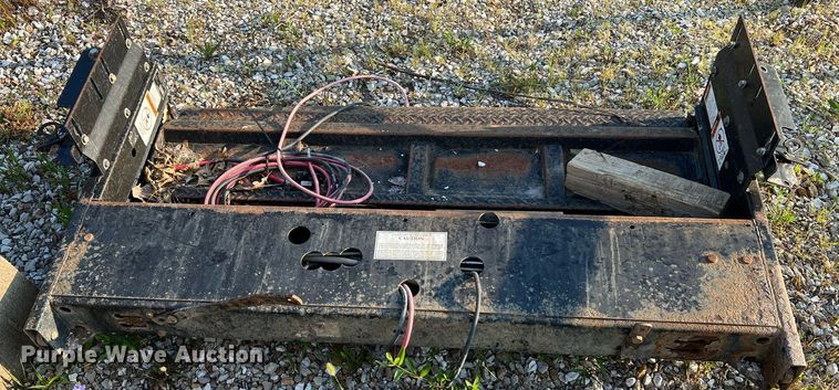 image for item NA9049 (2) end lift gates