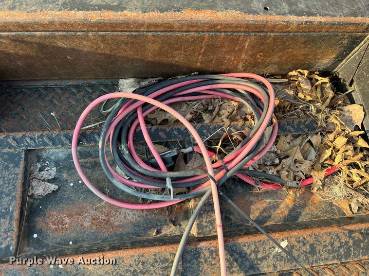 image for item NA9049 (2) end lift gates