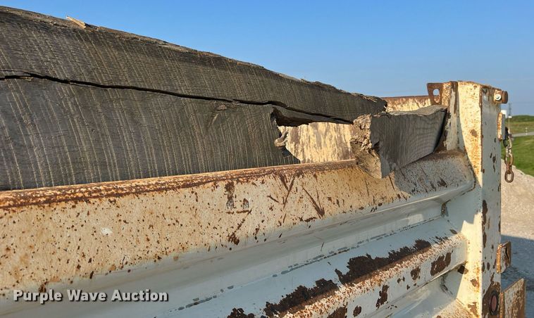 image for item NA9051 2011 International WorkStar 7300  dump truck