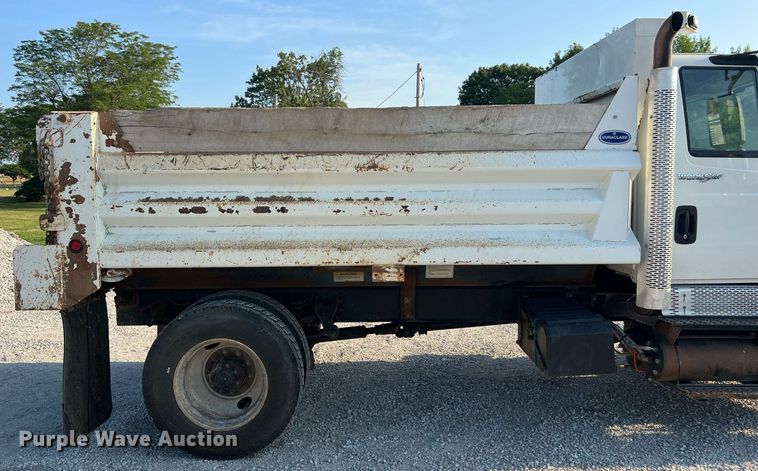 image for item NA9051 2011 International WorkStar 7300  dump truck