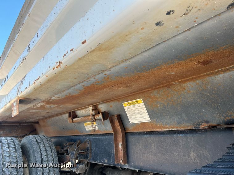 image for item NA9051 2011 International WorkStar 7300  dump truck