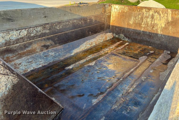 image for item NA9051 2011 International WorkStar 7300  dump truck