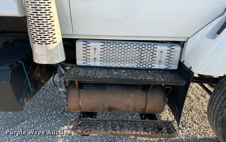 image for item NA9051 2011 International WorkStar 7300  dump truck