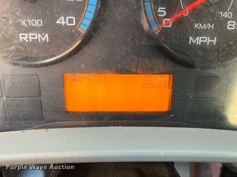 image for item NA9051 2011 International WorkStar 7300  dump truck