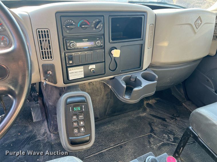 image for item NA9051 2011 International WorkStar 7300  dump truck