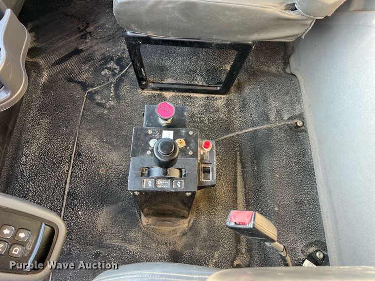 image for item NA9051 2011 International WorkStar 7300  dump truck