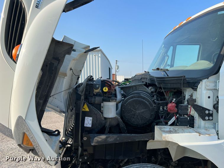 image for item NA9051 2011 International WorkStar 7300  dump truck