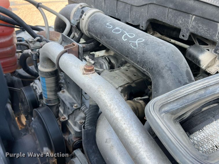 image for item NA9051 2011 International WorkStar 7300  dump truck