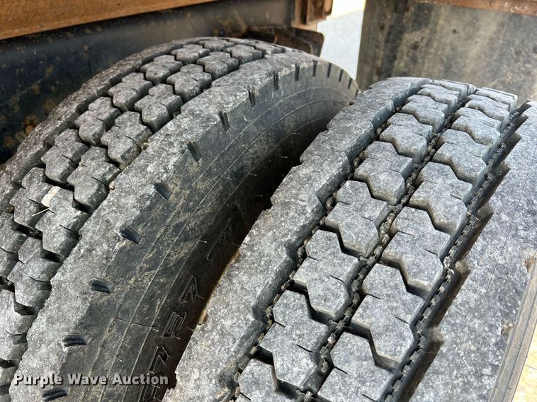 image for item NA9051 2011 International WorkStar 7300  dump truck