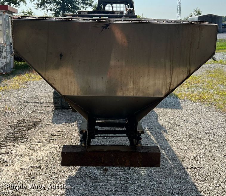 image for item NA9054 SaltDogg  salt spreader