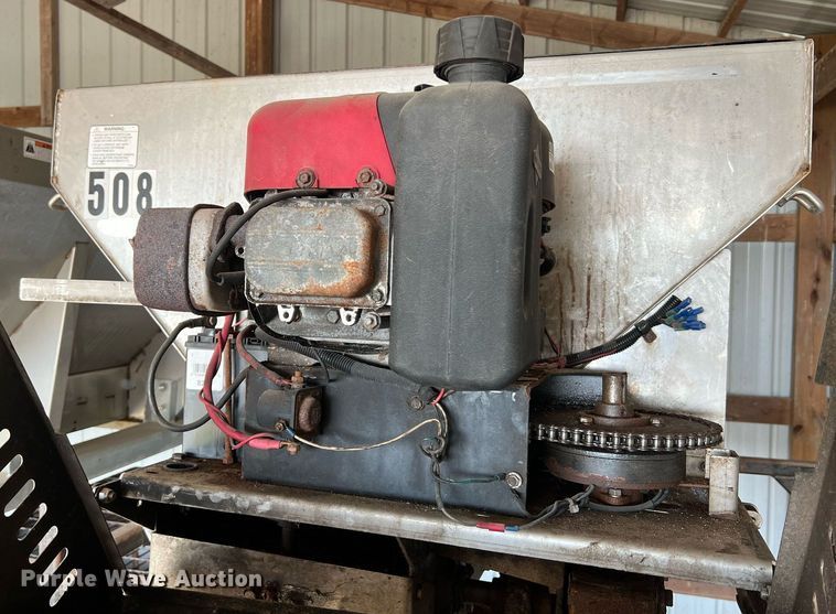 image for item NA9054 SaltDogg  salt spreader