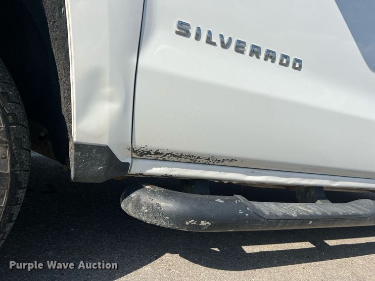 image for item NA9055 2015 Chevrolet Silverado 1500  Double Cab pickup truck