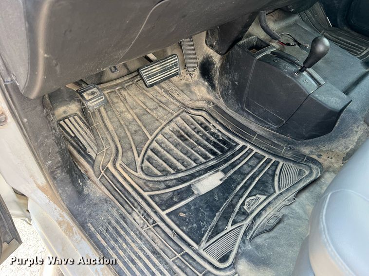 image for item NA9055 2015 Chevrolet Silverado 1500  Double Cab pickup truck