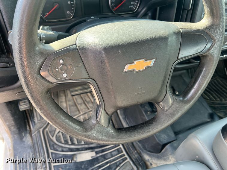 image for item NA9055 2015 Chevrolet Silverado 1500  Double Cab pickup truck