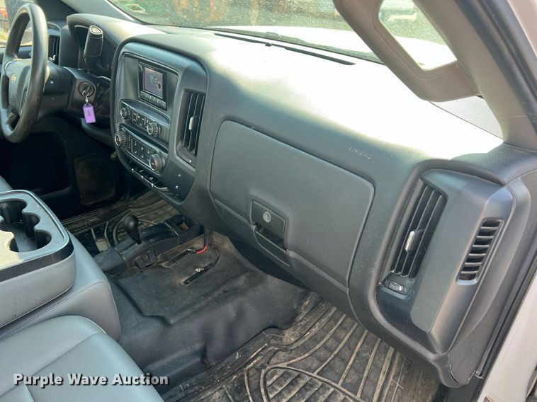 image for item NA9055 2015 Chevrolet Silverado 1500  Double Cab pickup truck