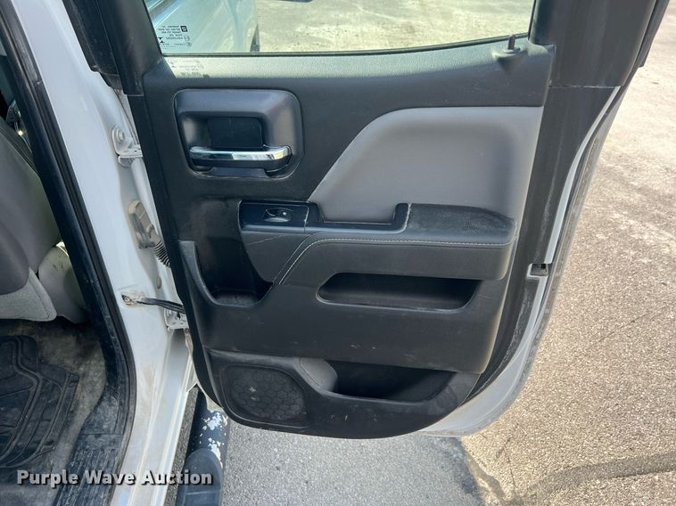 image for item NA9055 2015 Chevrolet Silverado 1500  Double Cab pickup truck