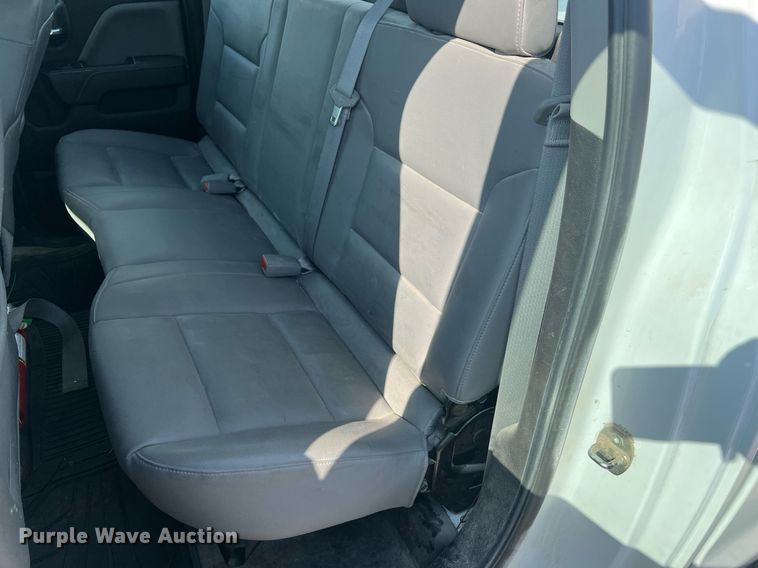 image for item NA9055 2015 Chevrolet Silverado 1500  Double Cab pickup truck