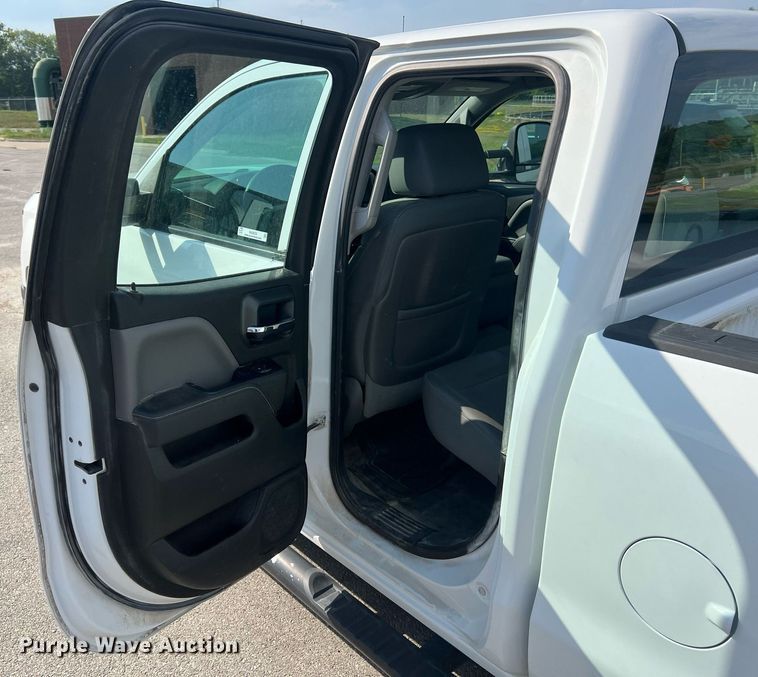 image for item NA9055 2015 Chevrolet Silverado 1500  Double Cab pickup truck