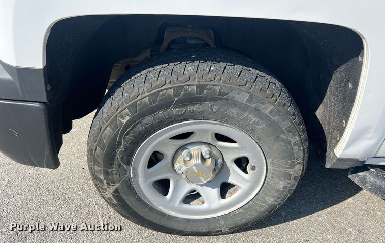 image for item NA9055 2015 Chevrolet Silverado 1500  Double Cab pickup truck